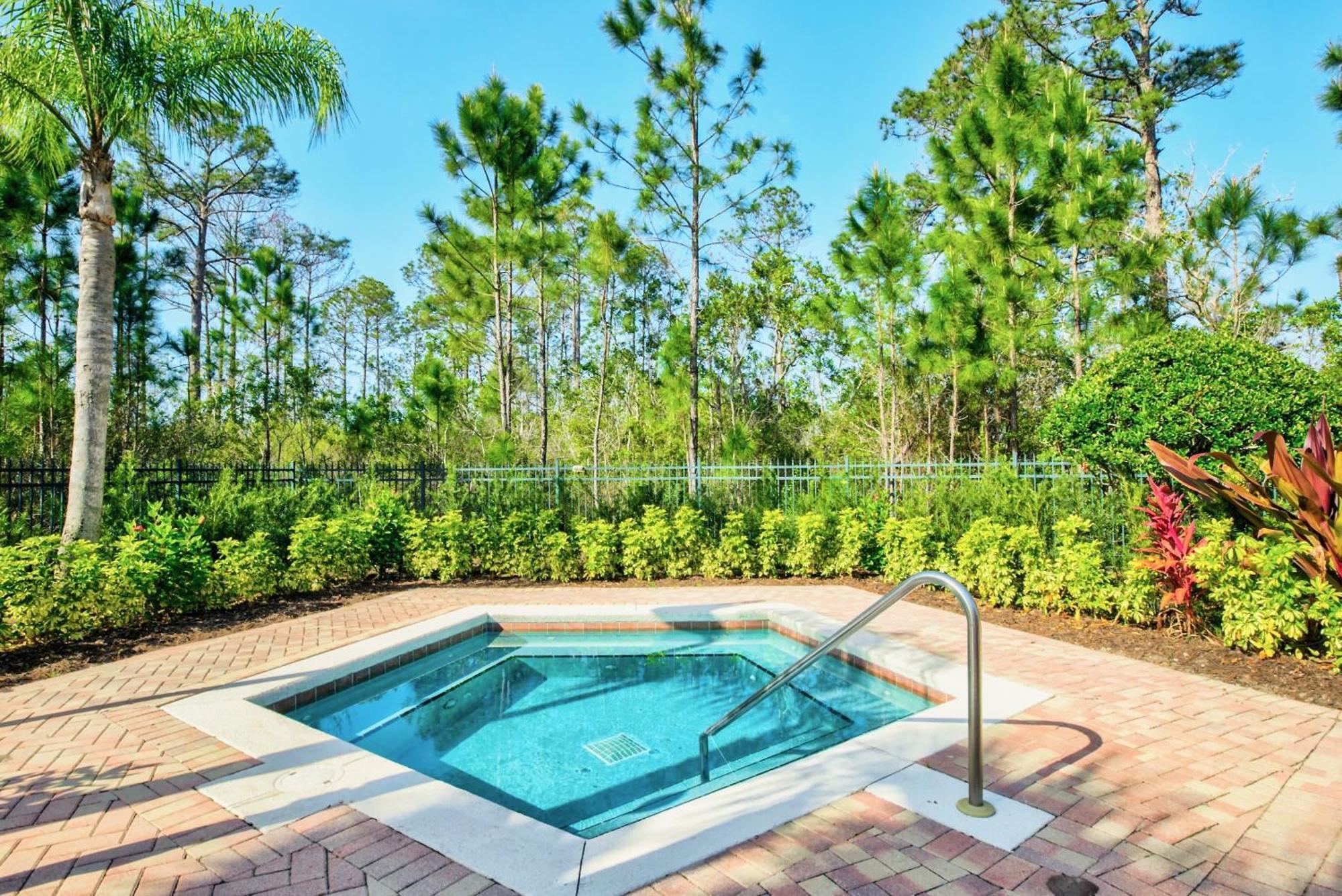 Cozy 2Br Condo - Private Balcony - Near Disney Orlando Bagian luar foto