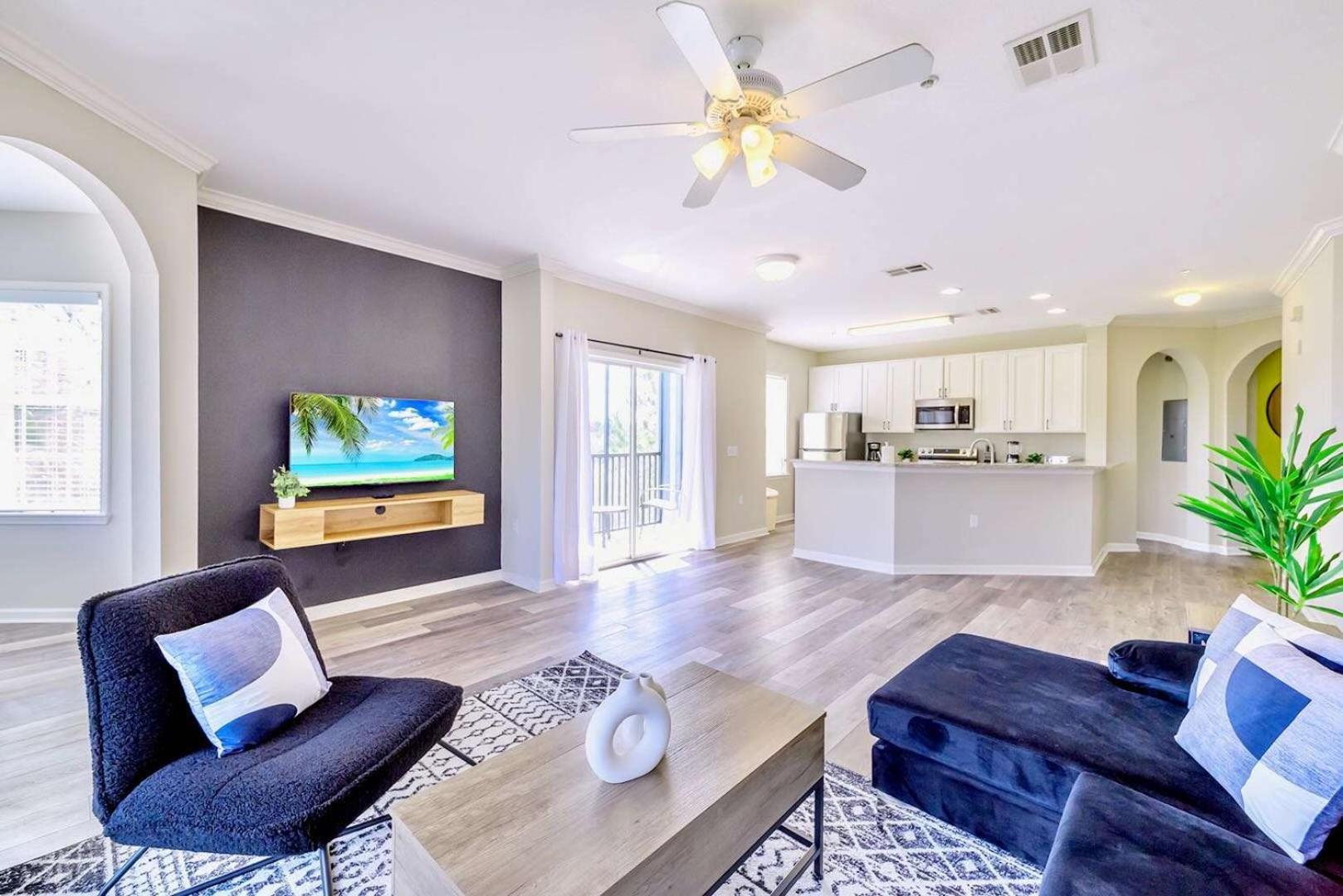 Cozy 2Br Condo - Private Balcony - Near Disney Orlando Bagian luar foto